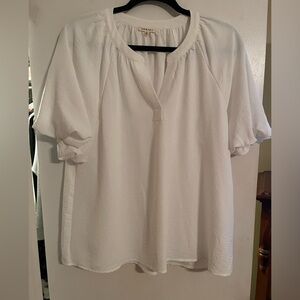 NWOT Jodifl white blouse.
